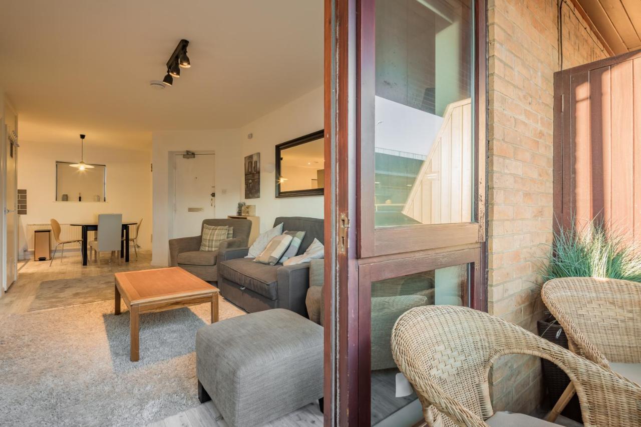 Super Central Cambridge Flat For Up To 4 People ภายนอก รูปภาพ