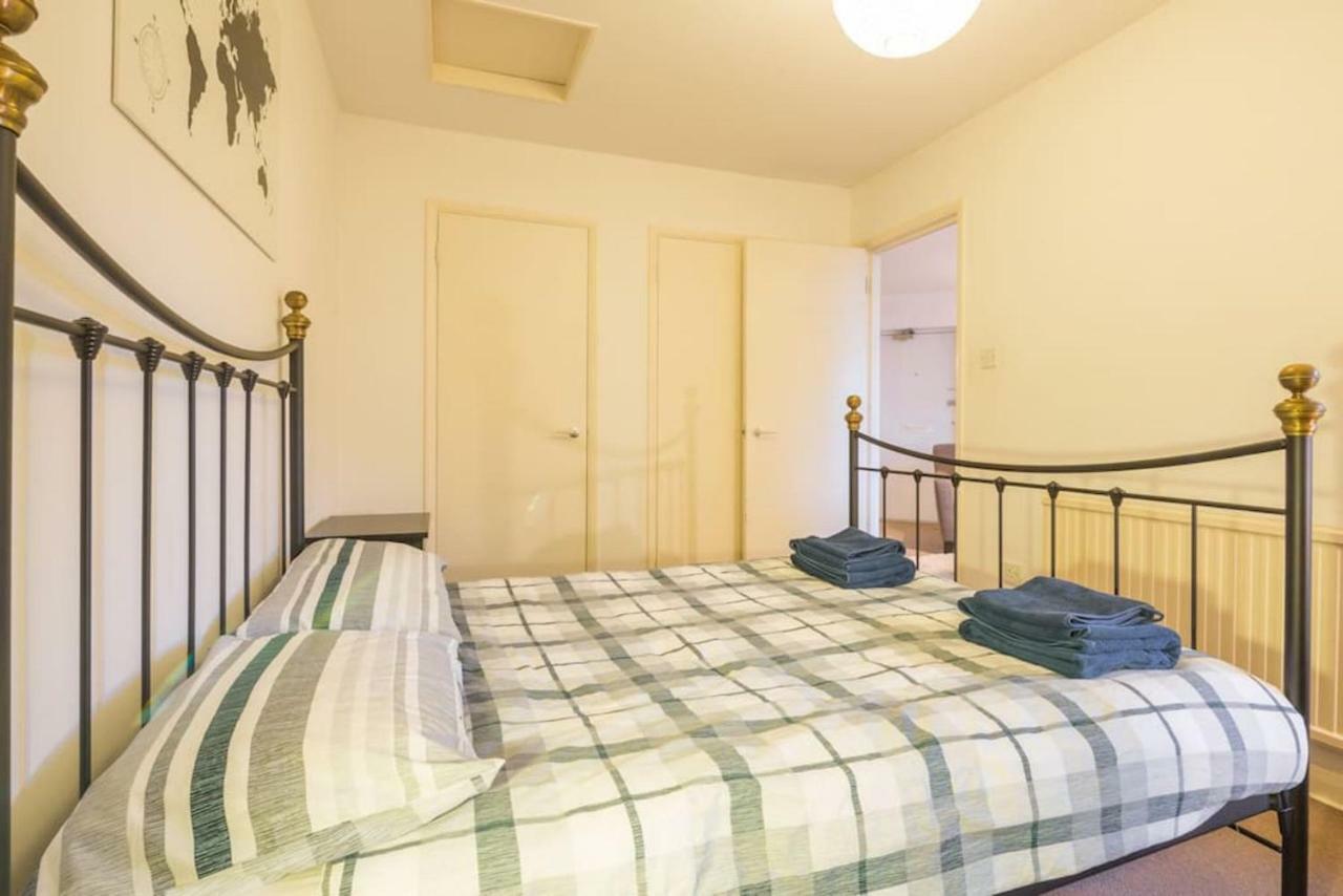Super Central Cambridge Flat For Up To 4 People ภายนอก รูปภาพ
